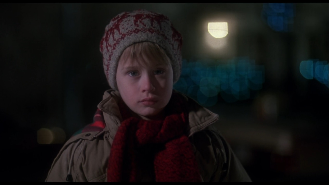 クリスマスが近づくと見返したくなる映画 ホーム アローン の二度見ポイント ケビンの意外な一面を映したシーンとは 映画レビュー ネタバレあり シングメディア